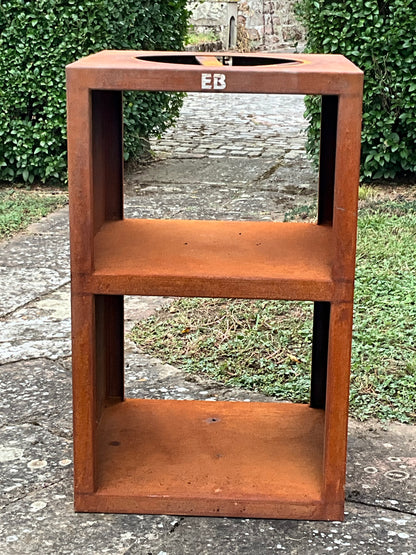 Meuble brasero en corten